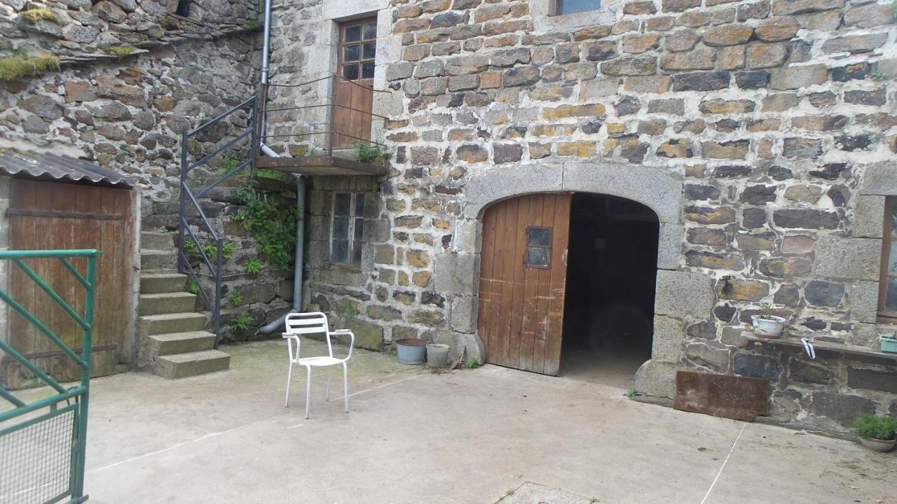 Maison De Famille Au Plateau Du Mezenc Les Vastres Eksteriør billede