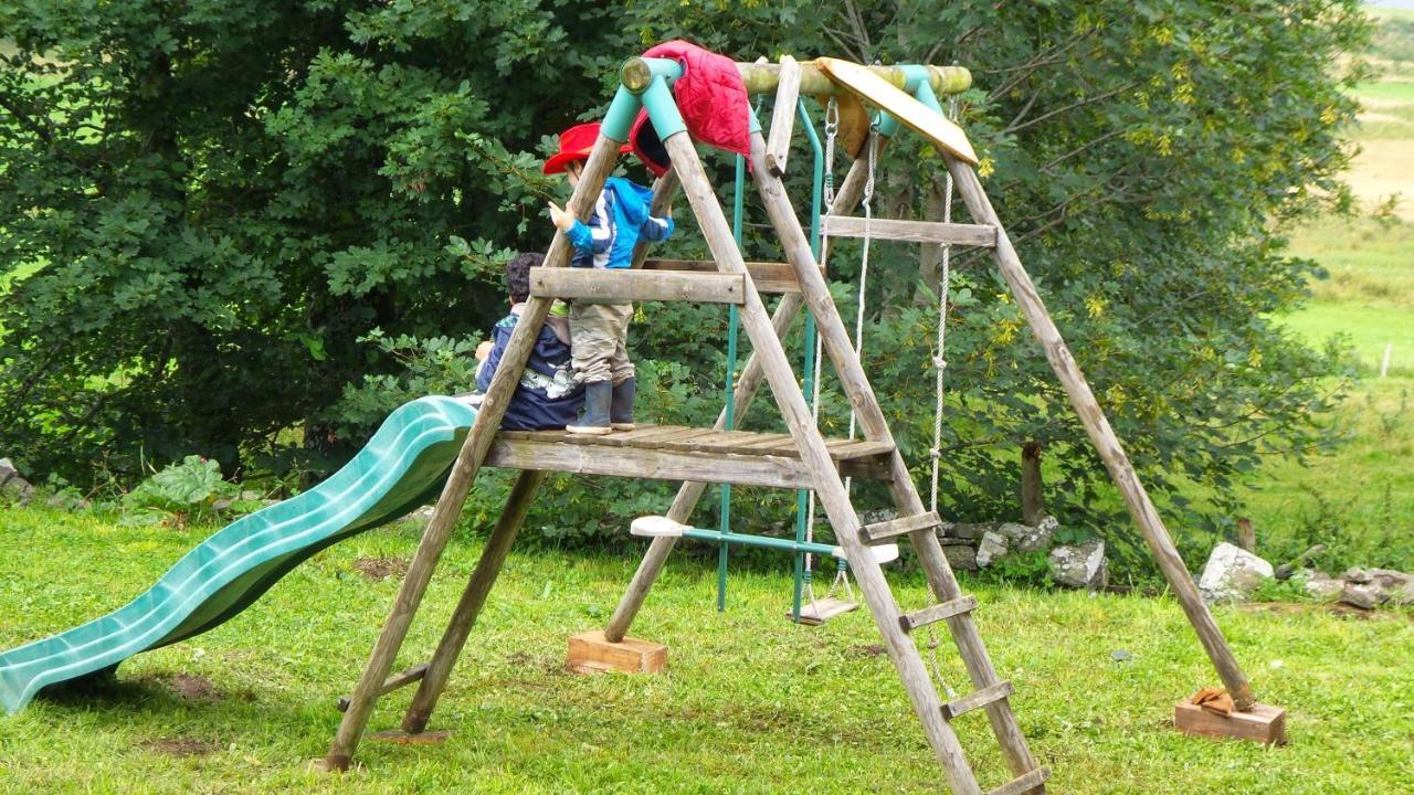 Maison De Famille Au Plateau Du Mezenc Les Vastres Eksteriør billede